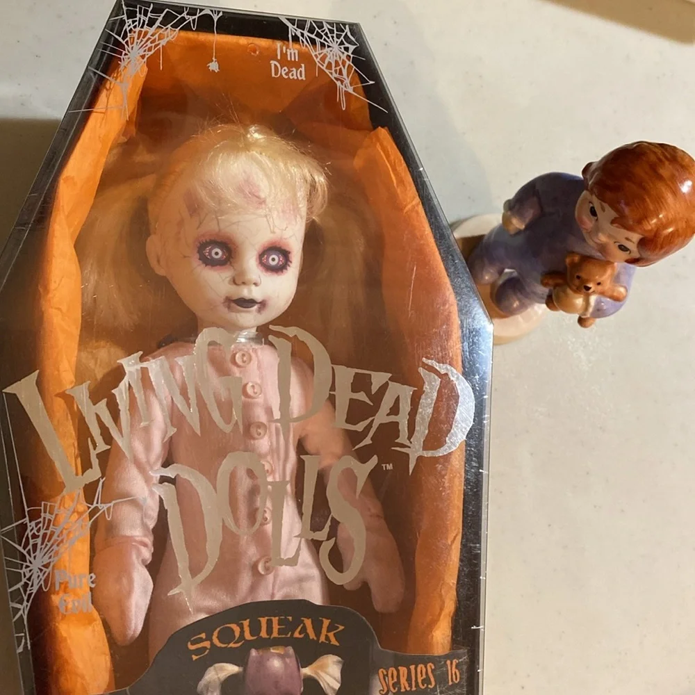 Living Dead Dolls Squeak Series 16